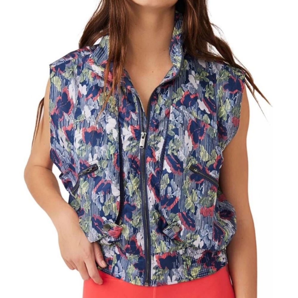 Free People Movement Off the Grid Printed Vest in Supernova Floral Size.XS
